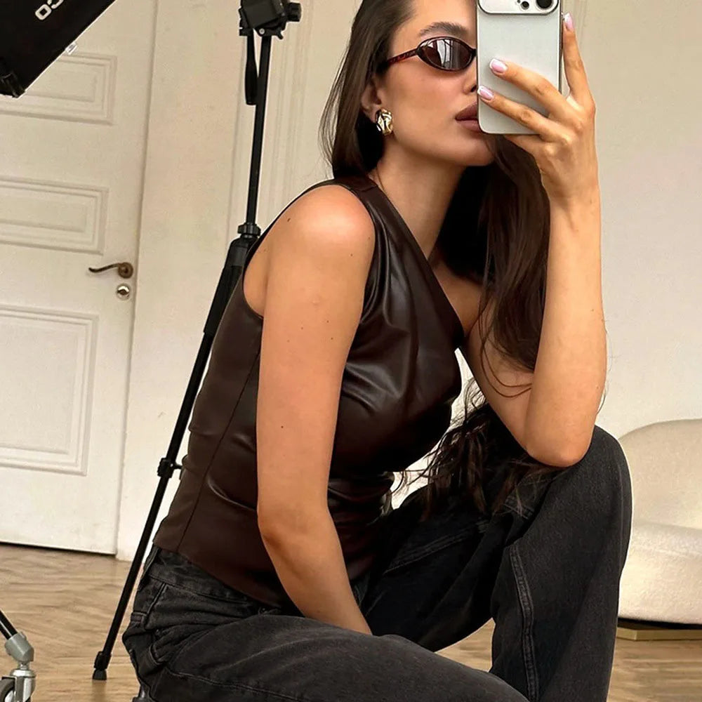 One-Shoulder Sleeveless Jacket
