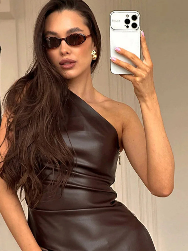 One-Shoulder Sleeveless Jacket