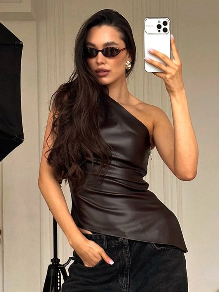 One-Shoulder Sleeveless Jacket